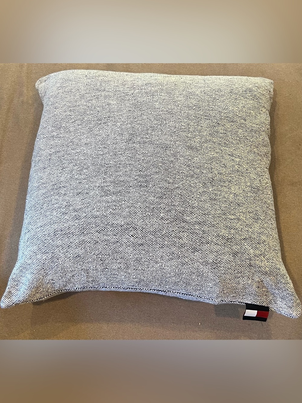 Tommy Hilfiger 18" down/feather thrown pillow - textured black and white